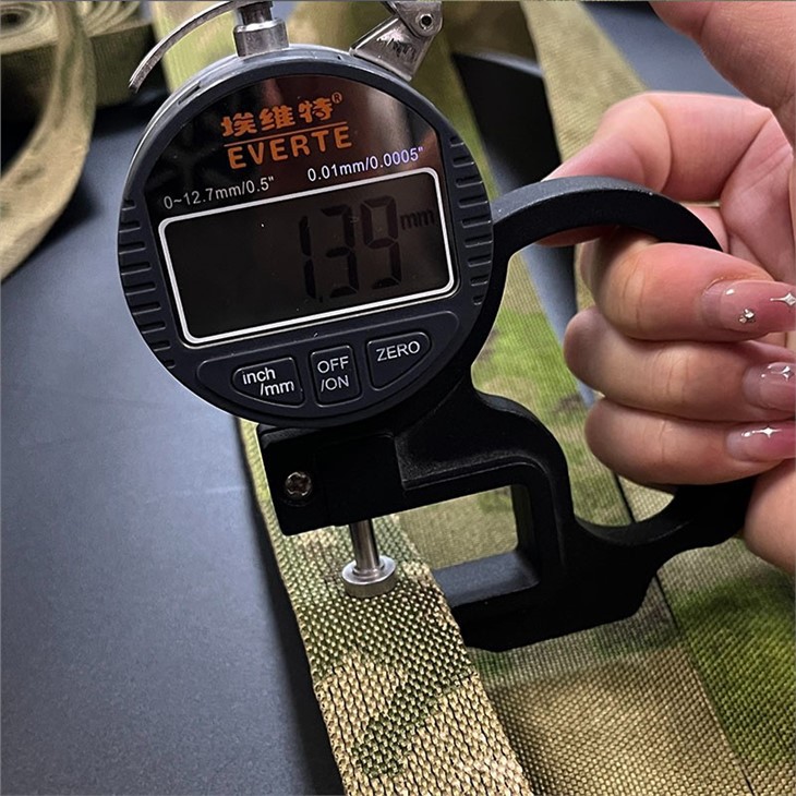 1 inch camo jacquard webbing